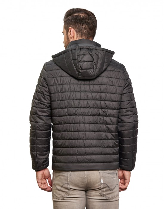 Men Packable Jacket Black Color
