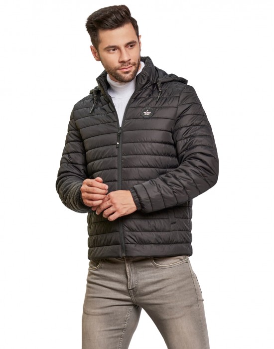 Men Packable Jacket Black Color
