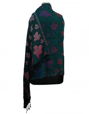 Women viscose stole chinar patta